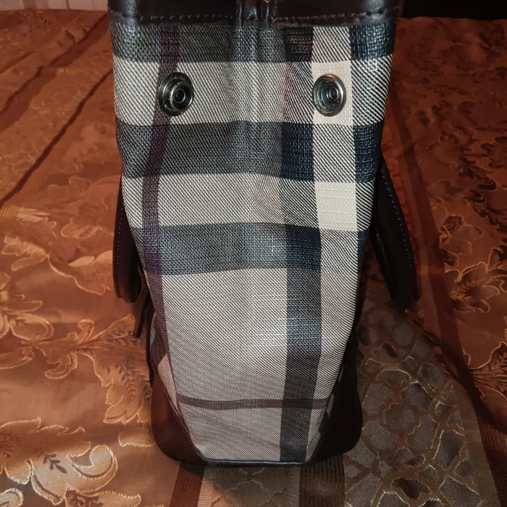 BURBERRY BAG 👜 - Picture 7 of 16